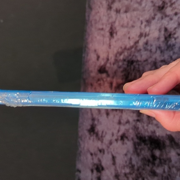 District 9 Blu-Ray DVD - New Factory Sealed (2009) - Picture 4 of 5